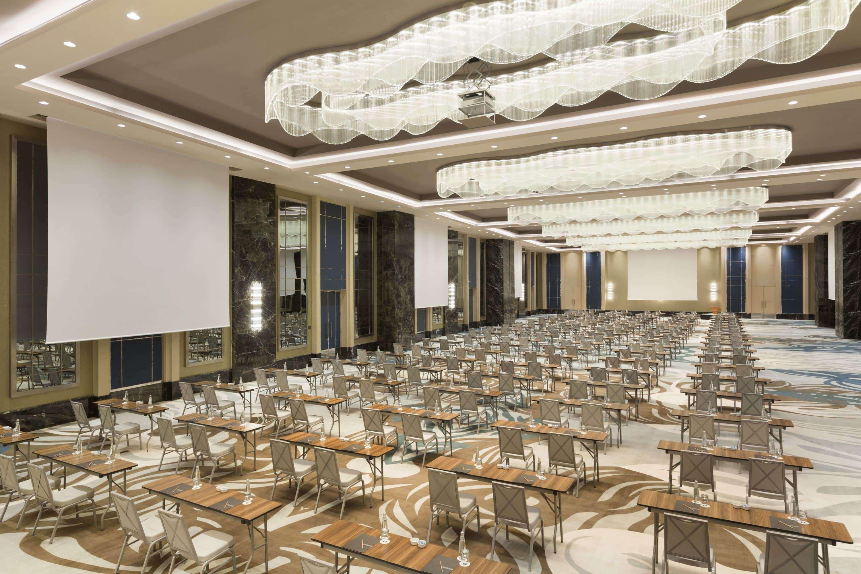 Wyndham Grand Istanbul Levent Hotel & Conference Center Zewnętrze zdjęcie