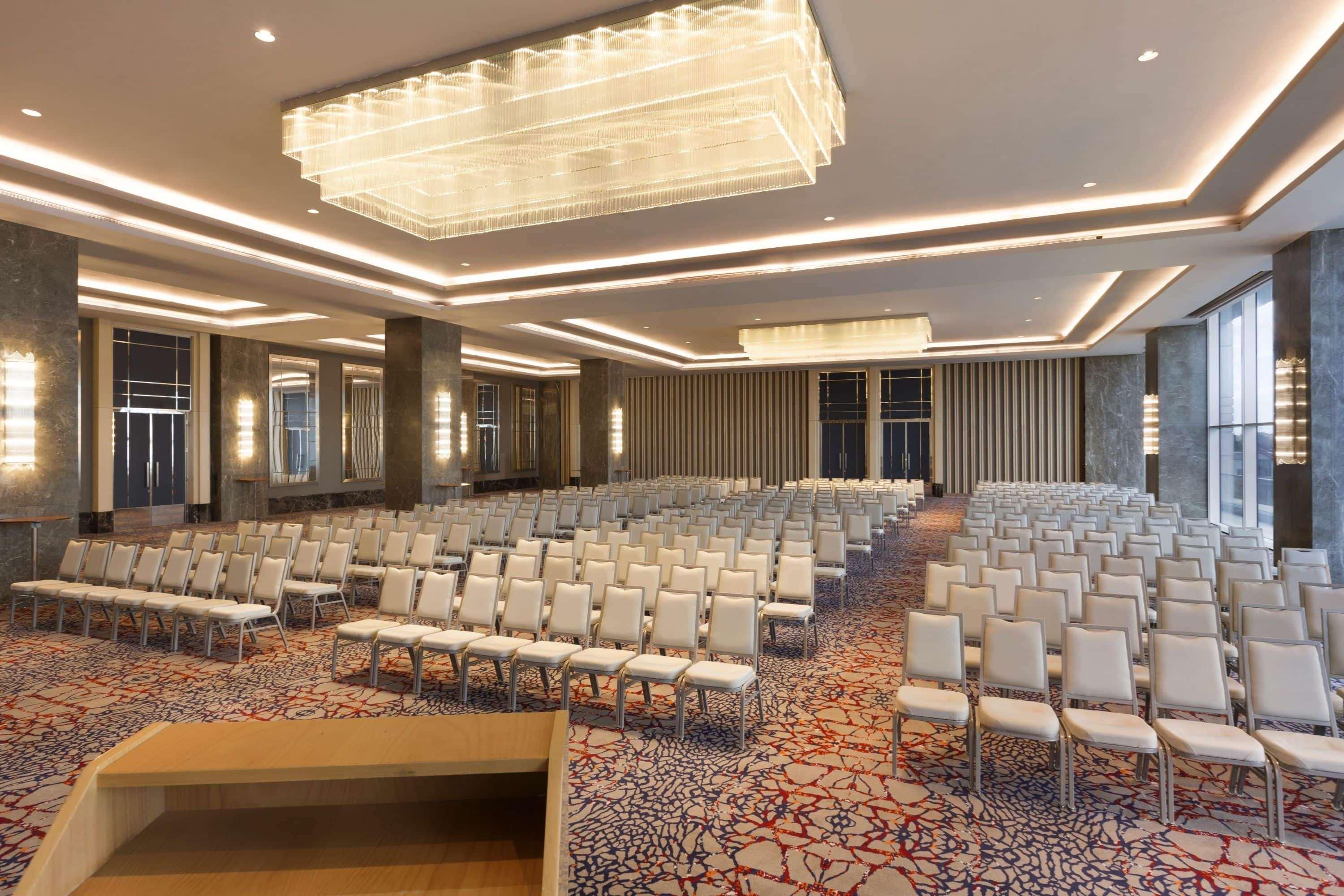 Wyndham Grand Istanbul Levent Hotel & Conference Center Zewnętrze zdjęcie