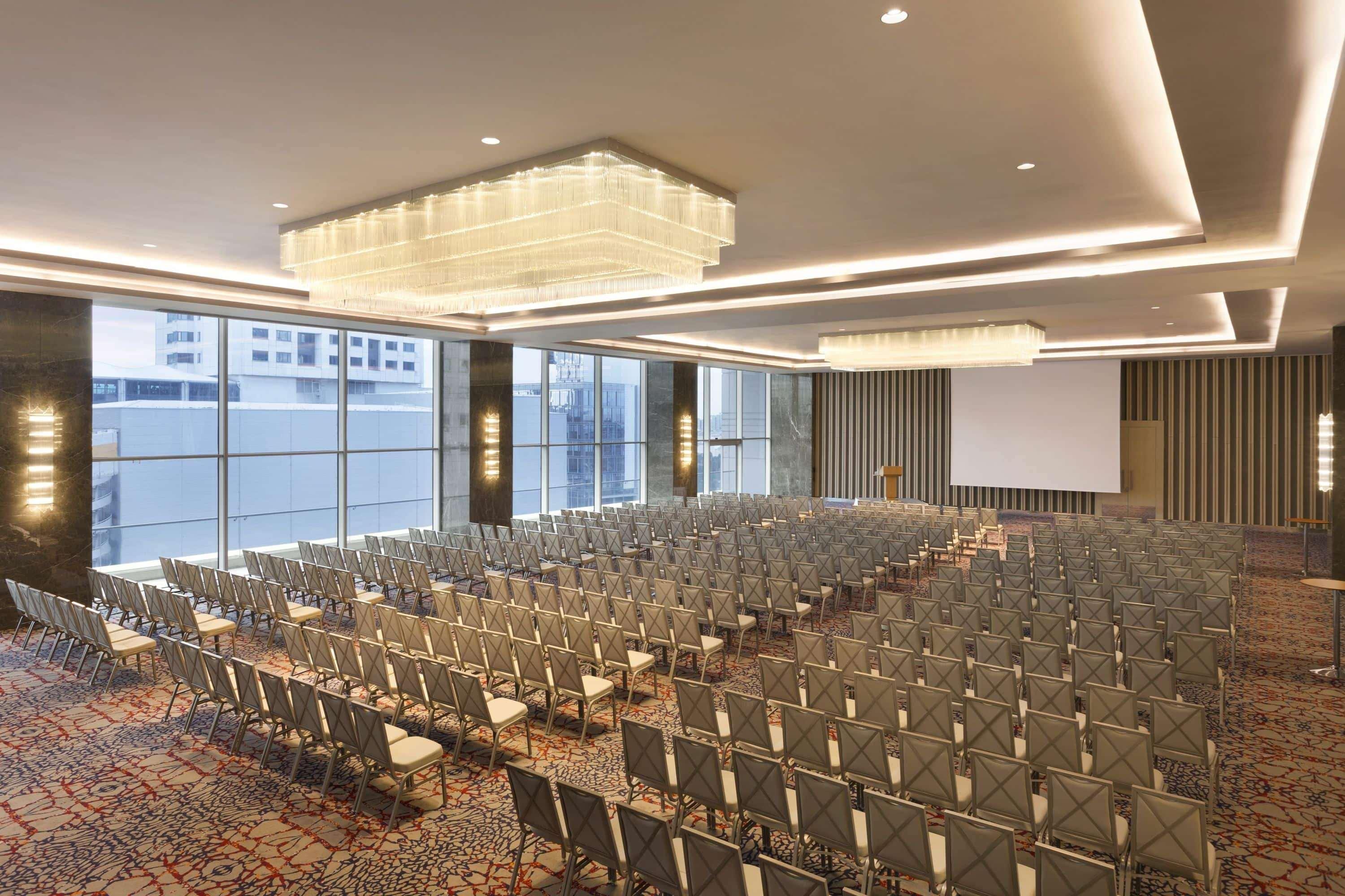 Wyndham Grand Istanbul Levent Hotel & Conference Center Zewnętrze zdjęcie